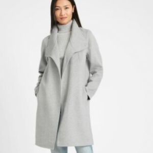 NWT Banana Republic Coat, size S